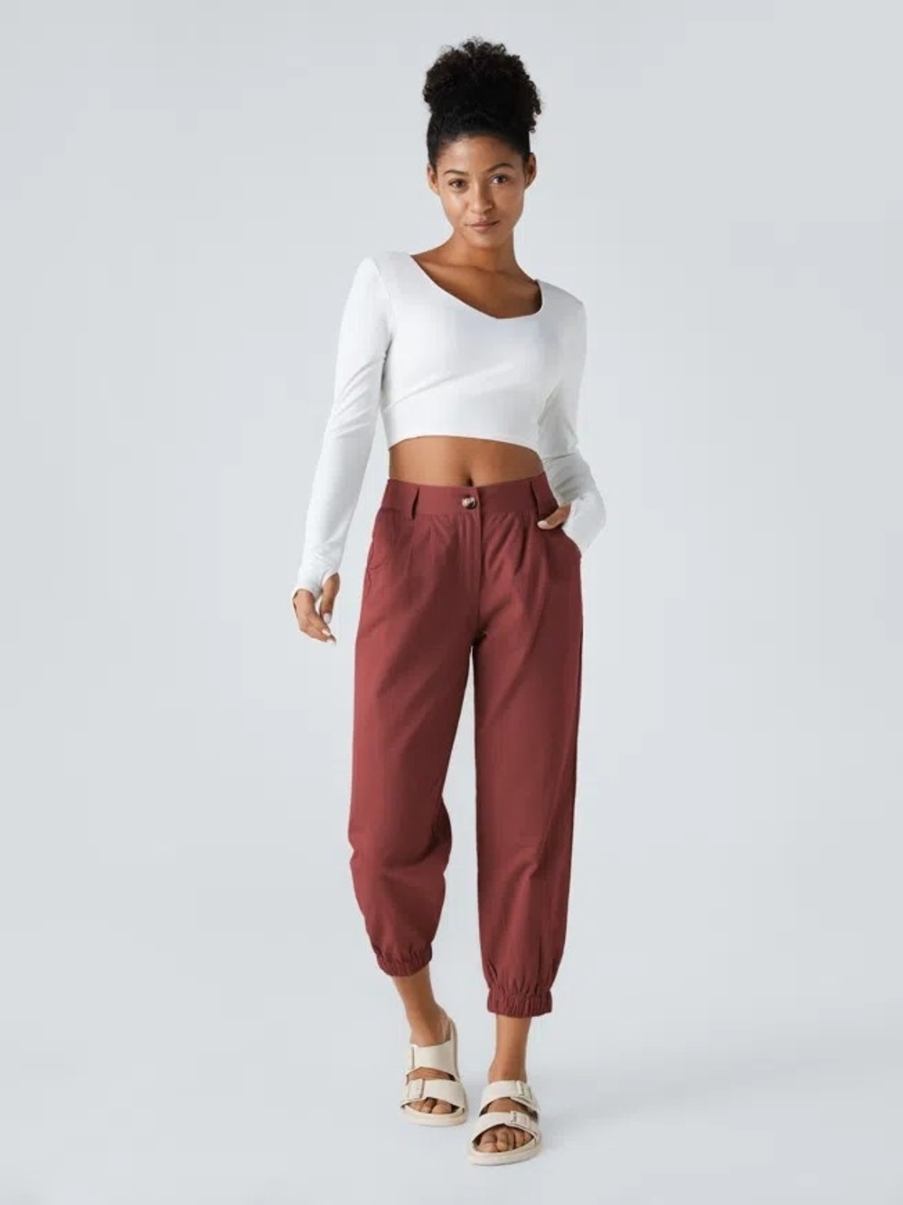 HALARA Cropped Jogger Pants in Red Sz Large